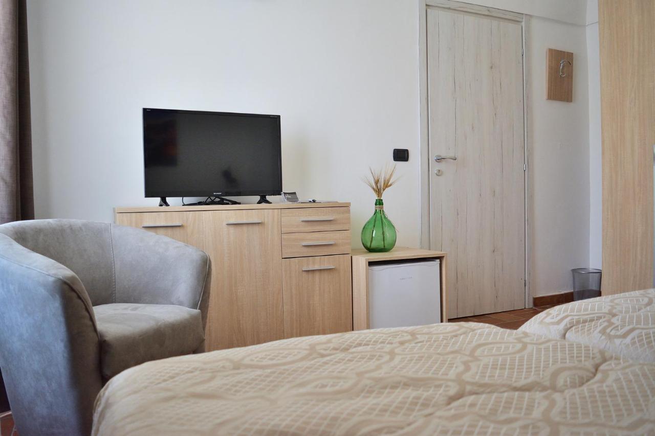 Hotel La Gravina Gravina in Puglia Esterno foto